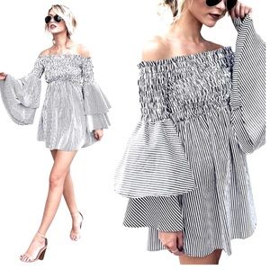 NWOT Romeo & Juliet Couture Striped Off-The-Shoulder Bell-Sleeve Dress SZ M